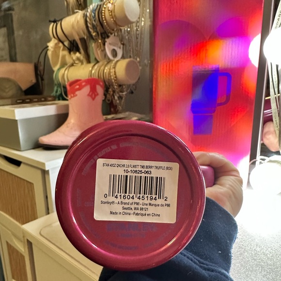 Stanley Berry Truffle Valentines Day *Limited Edition* Tumbler - Picture 6 of 6